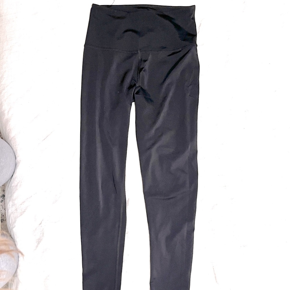 Beyond Yoga compression black full length leggings